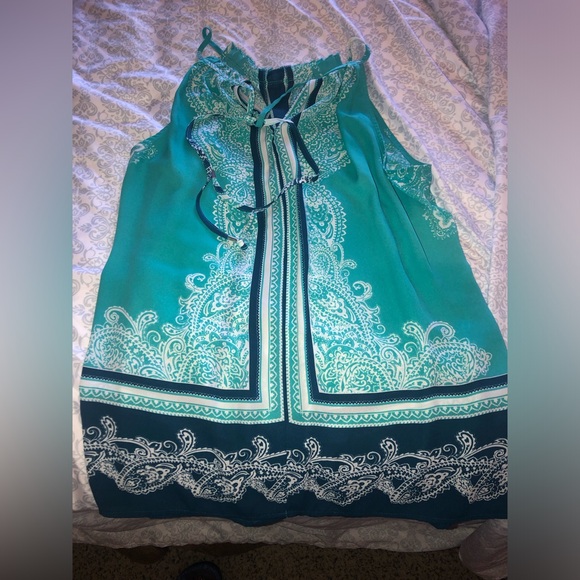 Like New Combo New York & Company Halter Tops - Picture 3 of 7